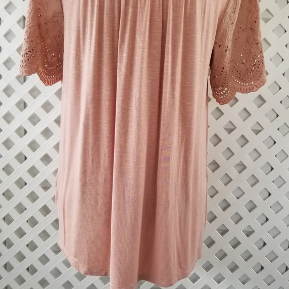 Knox Rose L Peachtree Eyelet Top NWT #7358 - Picture 9 of 11
